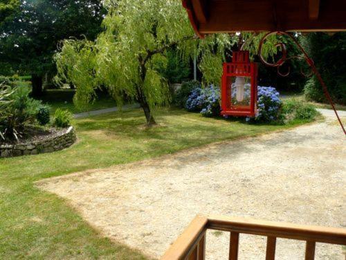 La Cle Des Roulottes Hotel Pluvigner Bagian luar foto